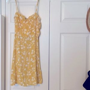 Lunik. Yellow Floral sundress. Size M.